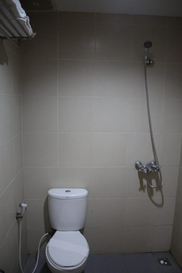 Hotel Grand Karawang Indah Esterno foto